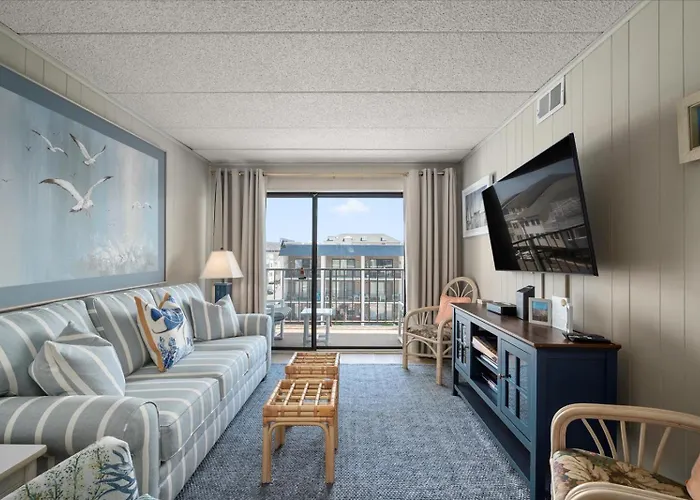2 Bedroom Ocean Block Condo, Steps To The Beach!