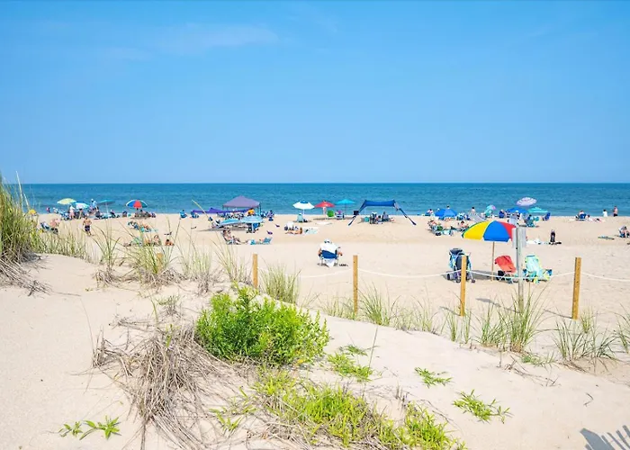 2 Bedroom Ocean Block Condo, Steps To The Beach! * Ocean City